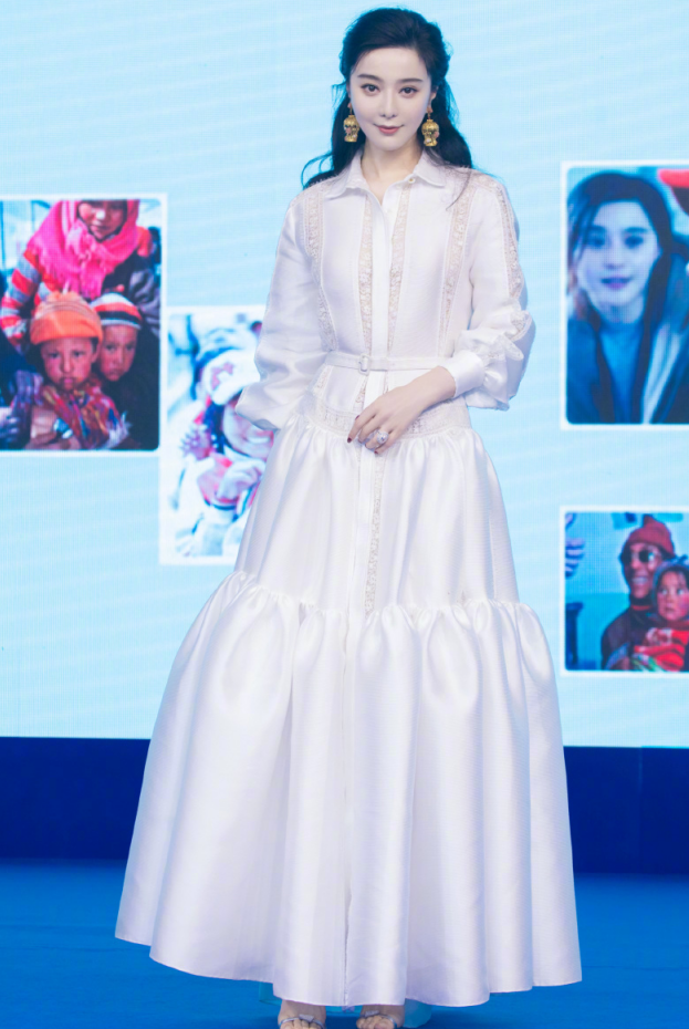 范冰冰穿牛奶裙现身38岁奶油肌太出众说不勾人是假的