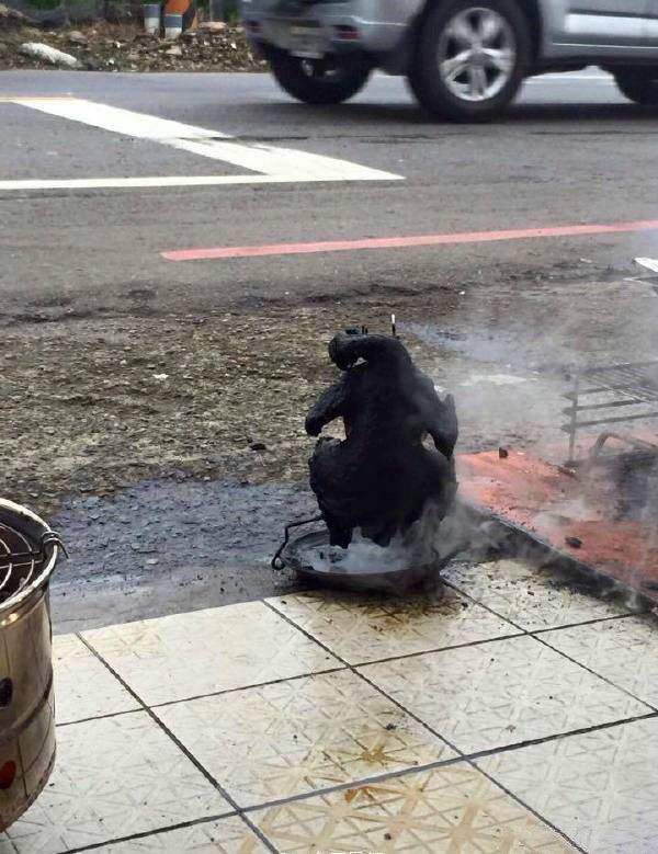 鸡哥一路走好下辈子还是做一只落汤鸡吧