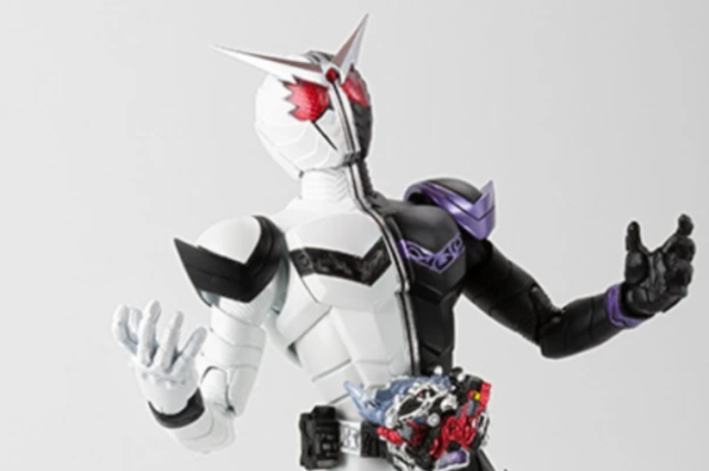 假面骑士:那些令怪人都绝望的白色恶魔,e总最强,獠牙太血腥!