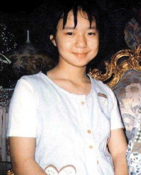 白冰冰自曝曾做16次试管婴儿,6年内打上百针,进入更年期才忍痛放弃