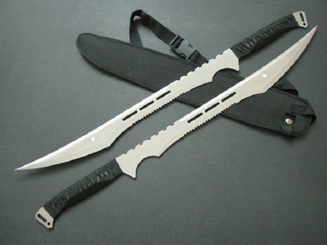 全球最强快刀:美军"十八剁"吹毛可断,跟中国"八斩刀"比还差点