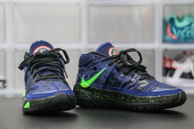 kd13开箱前掌双层气垫这颜值你觉得好看吗