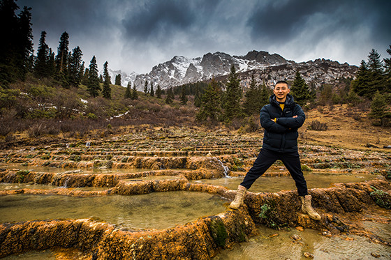 探险家贾健 谷布神山或可能是古籍中 药王圣山 所在 腾讯新闻