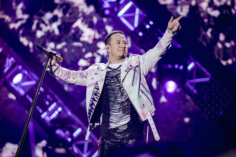 《惊雷》原唱称比你任何一首歌都火,杨坤回应:宁愿咖啡配大蒜