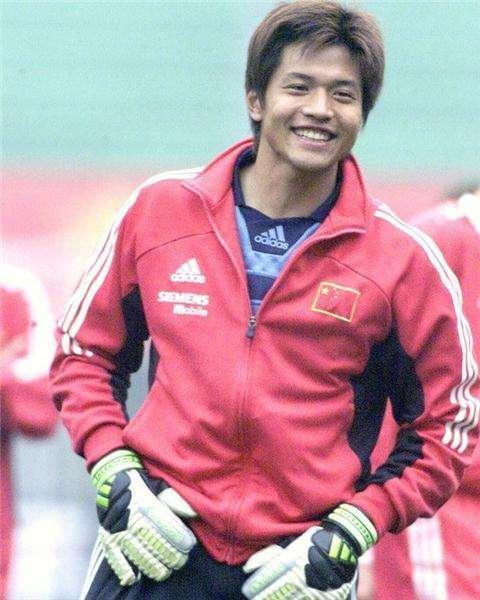 刘云飞:从国足亚洲杯英雄到"骗财骗色"的瘾君子_腾讯新闻