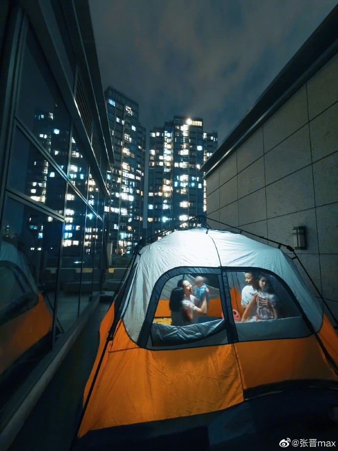 蔡少芬|蔡少芬晒美照：想不通自己为什么生了三个孩子还那么美