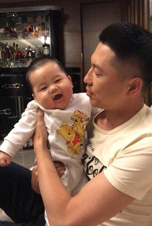 有一种"不幸"叫王雷儿子,成功避开父母优点,网友:想捏一把