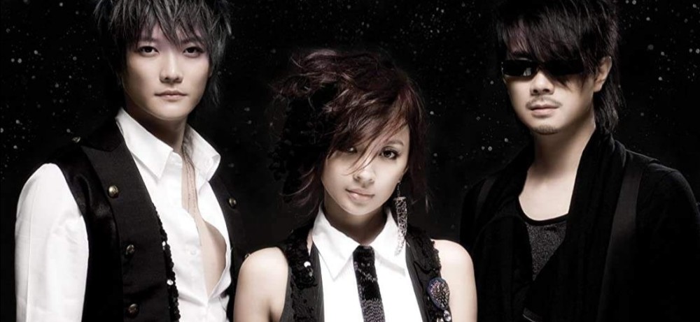 飞儿乐队,我们的爱还能回来吗_腾讯新闻