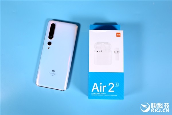 无线充电只卖399元 小米真无线蓝牙耳机air 2s图赏