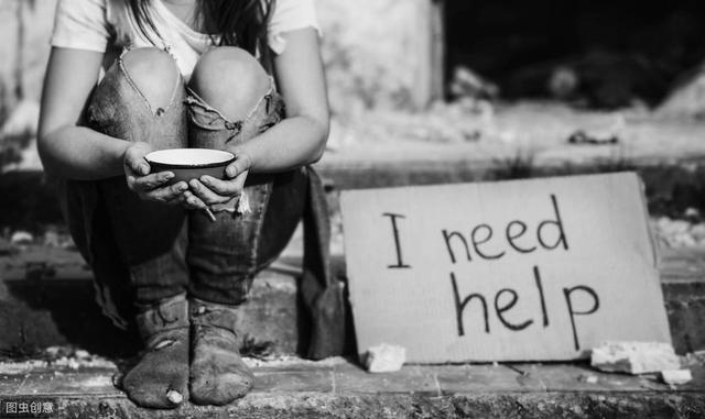 我出生在一个贫穷的家庭,妈妈却让孩子们过上了富裕的生活