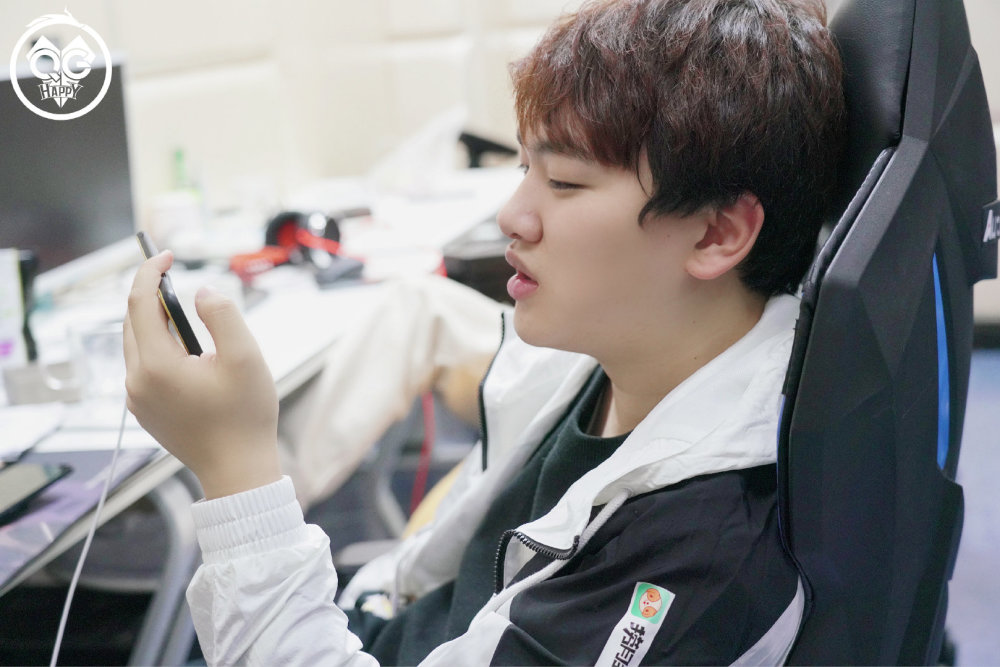 qg刺痛杰杰打上巅峰赛第1第2名这2人只能当替补是否太可惜