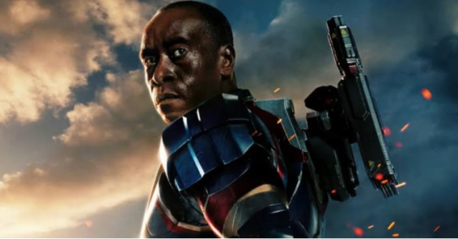 钢铁侠遗产独家解析钢铁侠变成黑人唐尼拒绝回归出演ai托尼