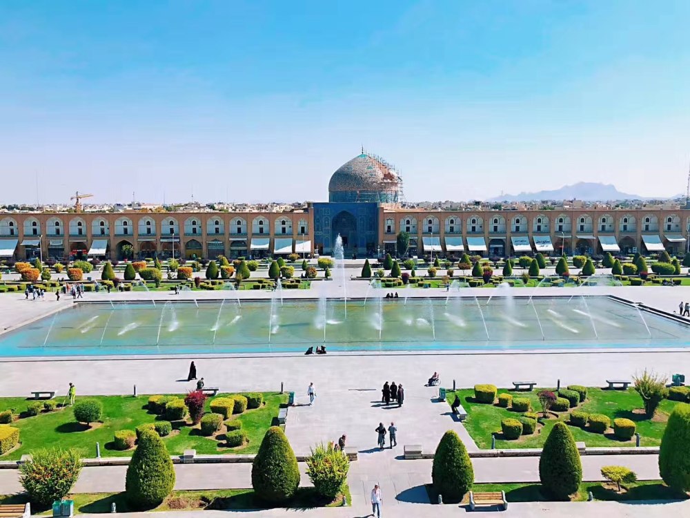 媲美天安门的伊玛目广场,曾为波斯的明珠,现藏着丰富的旅游景点