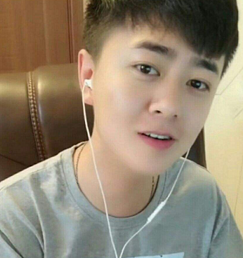 艾比很积极,七鹤大人好听,看到智勋:原名更适合你!