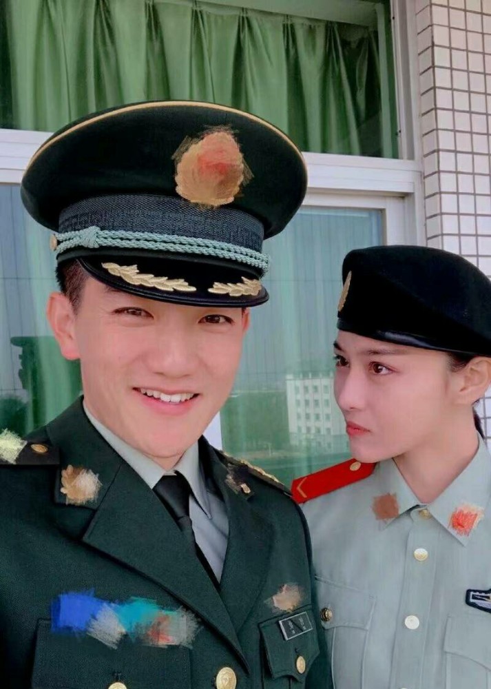 张馨予|馋猫张馨予，满满一盘8个黄豆粉糍粑，全都被吃光了，不禁感叹：好软糯