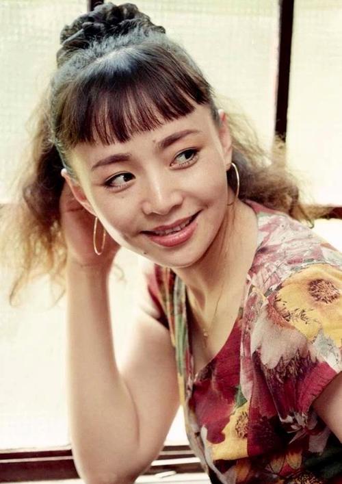 老一代喜剧女王和新一代喜剧女王,此前也在《王牌对王牌》栏目中有过