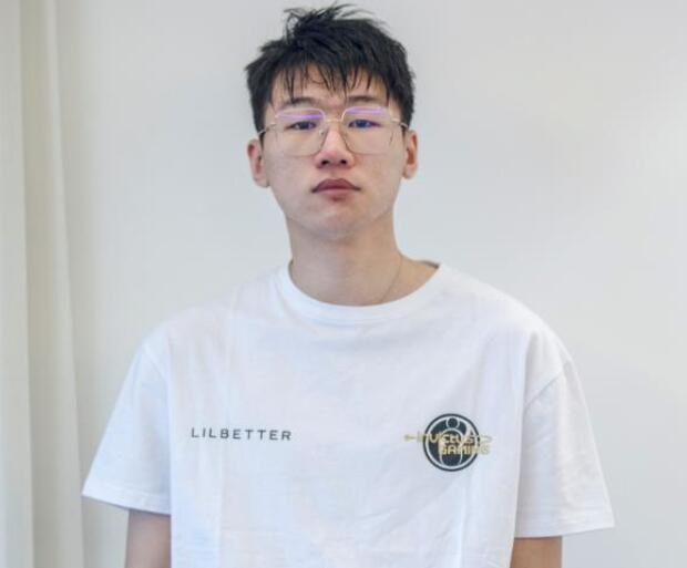 宁王直播表示自己病了康复后就回归首发粉丝吐槽你继续编