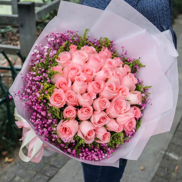 心理测试:你最想收到下面哪一束玫瑰花?测2020年你会被多少人表白!