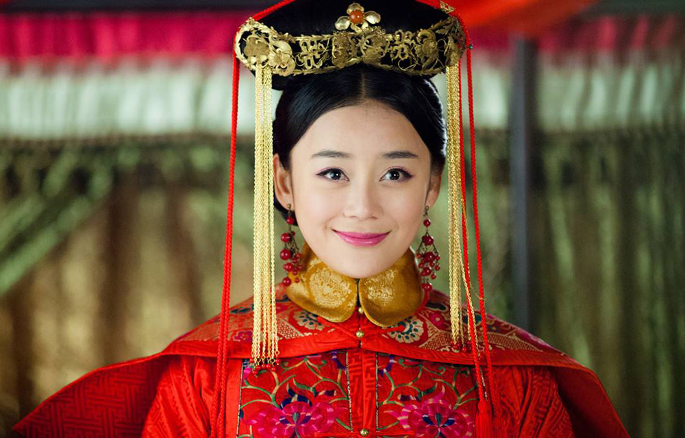 只能希望,未来会有一部剧,让袁姗姗摆脱健身女王人设,以演技派的身份