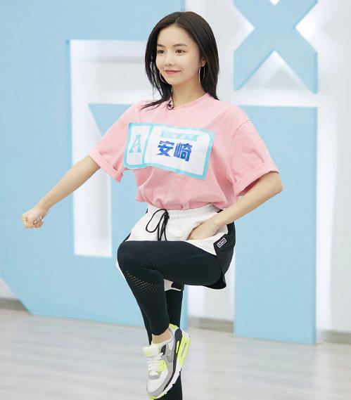 安琪也是"3a训练生",实力很强悍,自节目开播以来,每一期节目安崎的