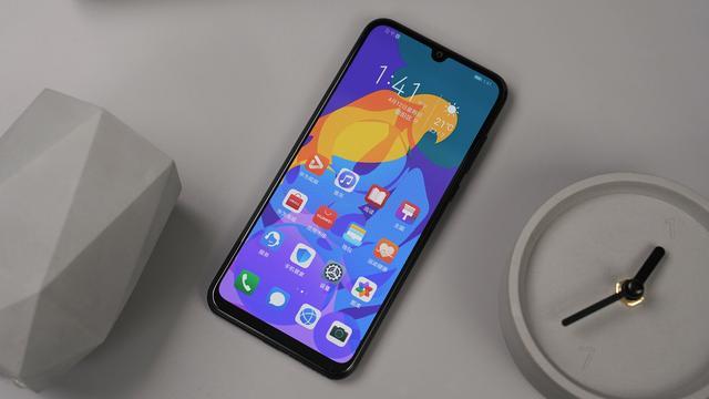 荣耀play4tpro上手体验综合水桶机颜值小清新