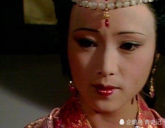 秦可卿|秦可卿究竟因何而死？一碗燕窝粥，二斤人参膏，说透隐情