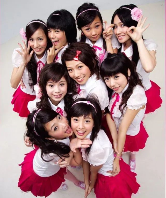 黑涩会美眉丫头被男友求婚,网友:怀念追《黑糖玛琪朵》的青春