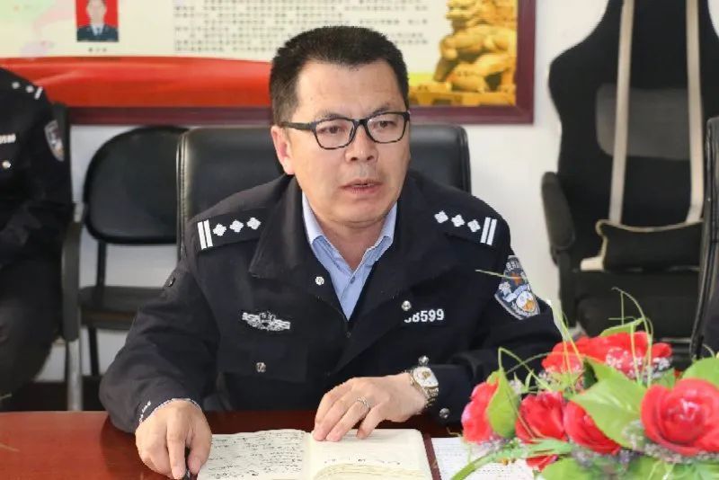 贺永红同志到清涧县公安局交警大队督导检查二季度"保平安促发展"攻坚