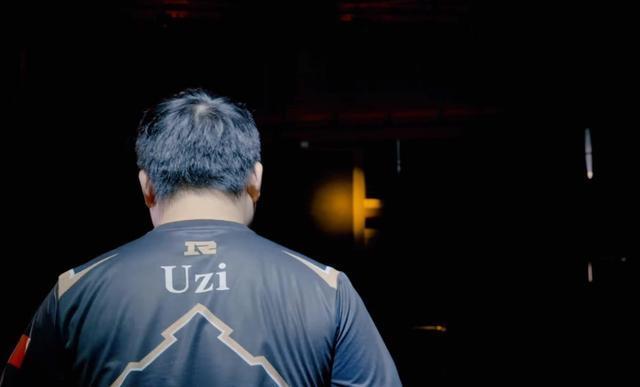 英雄联盟：为什么RNG现在成绩那么差名气却那么大？忠实粉丝多