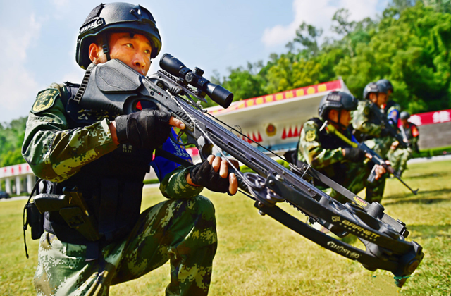 特种部队最罕见武器 第2是匕首也是枪 第1是一款冷兵器比枪械贵 腾讯网