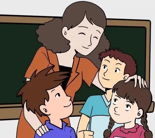 咸阳一小学老师被辞退因为该老师做的事让家长很气愤