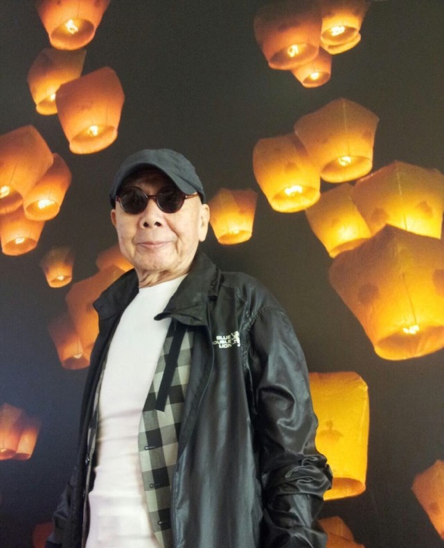 而更意外的是已经逝去的午马先生也在这部剧里,饰演宋代名人蔡京.