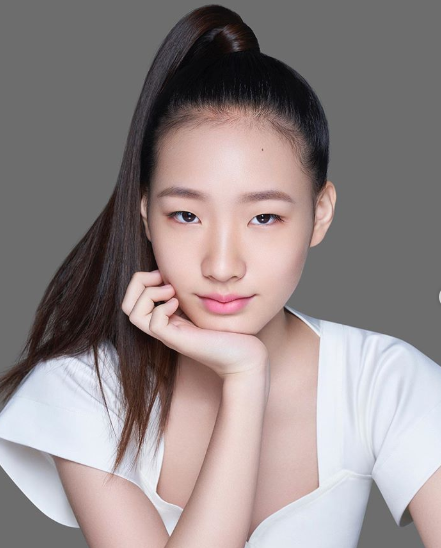 小s|小S代言洗发水13年，大女儿接棒成品牌新大使被调侃抢了妈妈代言