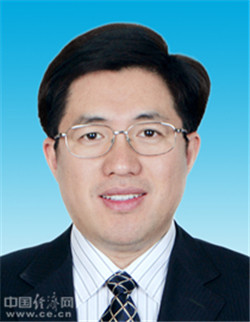 包洪文任三亚市委副书记阿东不再担任