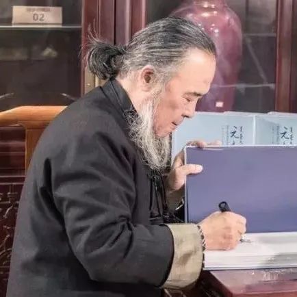 张郎郎|一幅肖像画背后的凄美爱情故事