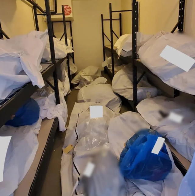 尸水流出臭气熏天纽约惊现数十具尸体堆满货车厢