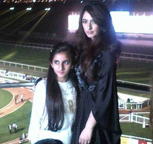 迪拜王储哈曼丹的神秘表妹妻子少女时期照片美到极致颜值暴击