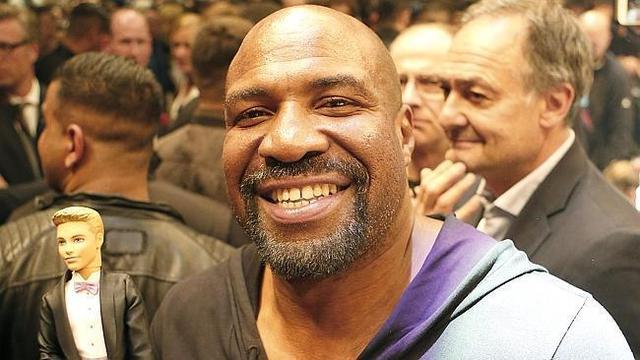 香农布里格斯徘徊在拳击黄金时代和东欧洪流间的孤舟