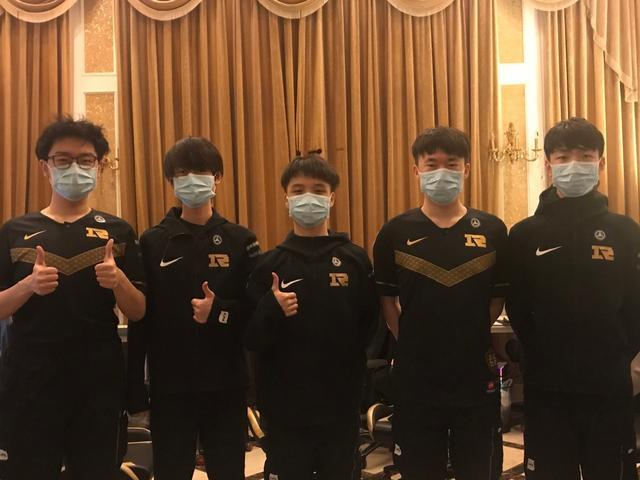 英雄联盟狼行兮夜转会LGD？夏季赛有看头了？