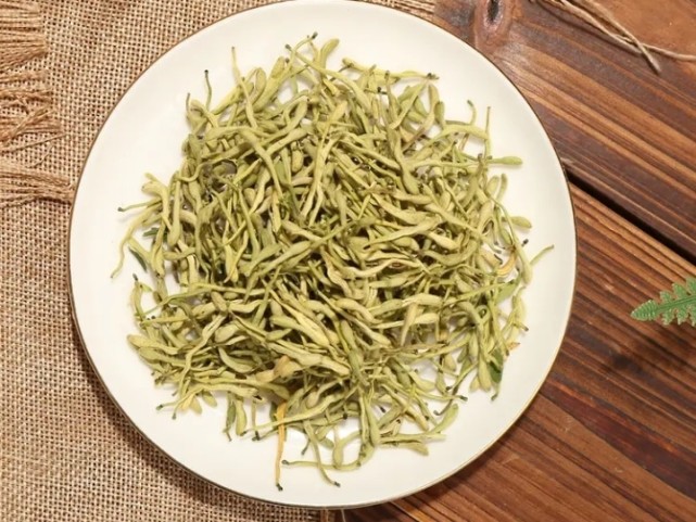 清热解毒,辛凉透表的银翘散茶