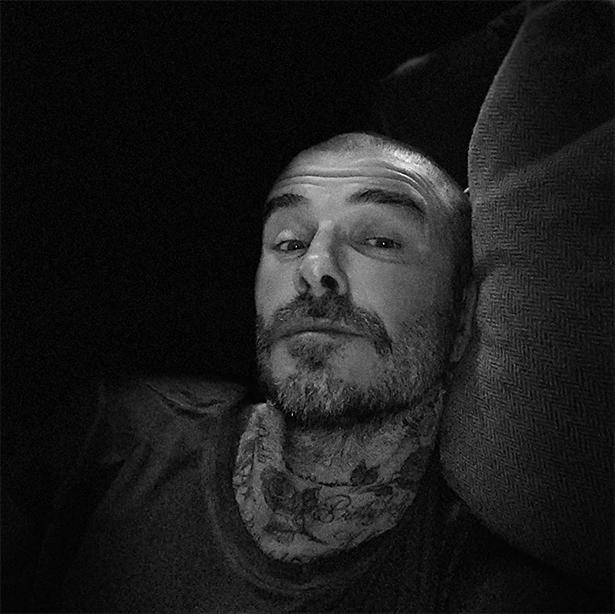 疫情期间,前球星大卫·贝克汉姆和家人一直待在科茨沃尔德小镇的乡村