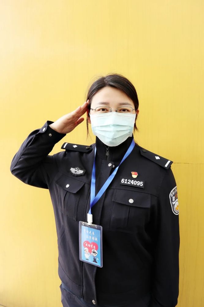 监狱女警绽放在武汉战疫一线的青春之花