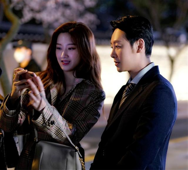 那个男人的记忆法:李镇赫,金瑟祺30cm最萌身高差出现"绅士腿"