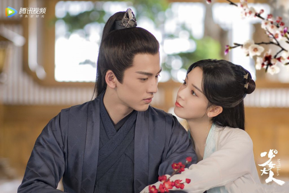 《少女大人》即将开播,陈瑶张凌赫携手演绎甜宠探案故事