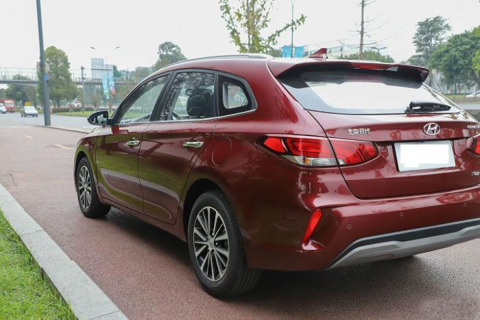 旅行车在中国没有"春天"?不足10万配1.4t动力,现代逸行毫无存在感