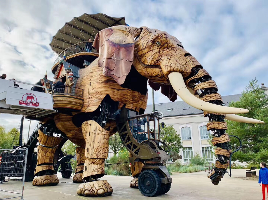 曾经的工业区变身欧洲最科幻的机械主题乐园,法国南特是如何焕发新