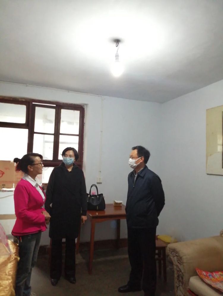 南充市总工会赴阆慰问受疫情影响的困难职工