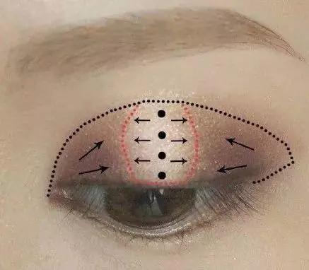 立体感十足,但不适合鱼泡眼的女生哦!