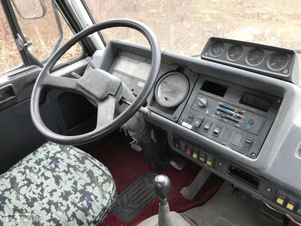 军车史上的不老神话东风eq2102虽然退役但越野性能仍可圈可点