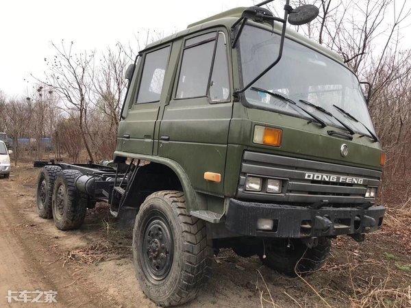军车史上的不老神话东风eq2102虽然退役但越野性能仍可圈可点